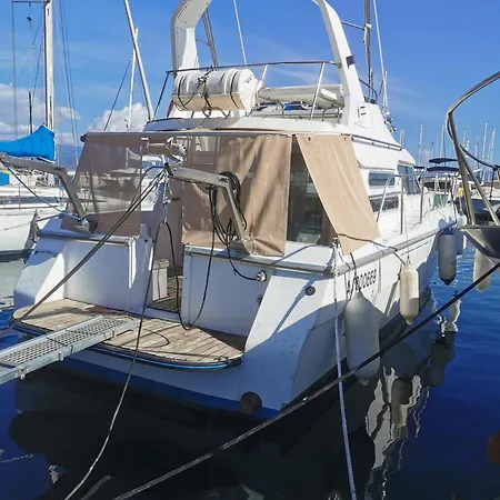 Flottant * Ajaccio (Corsica)